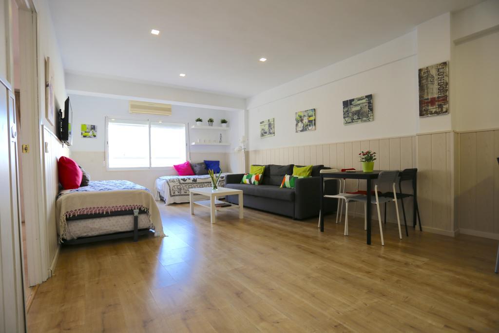 Larios Centro Las Flores Apartamento Málaga Exterior foto